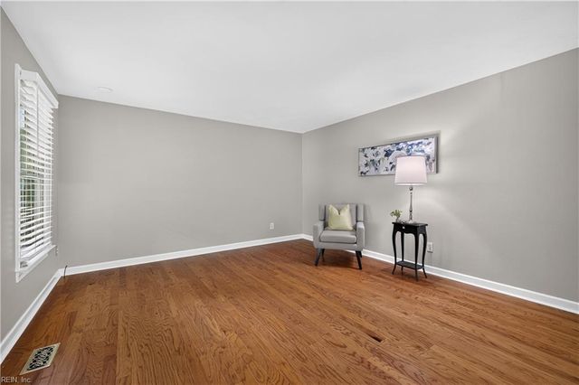 761 Largo DR, Virginia Beach, VA 23464