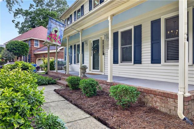 761 Largo DR, Virginia Beach, VA 23464
