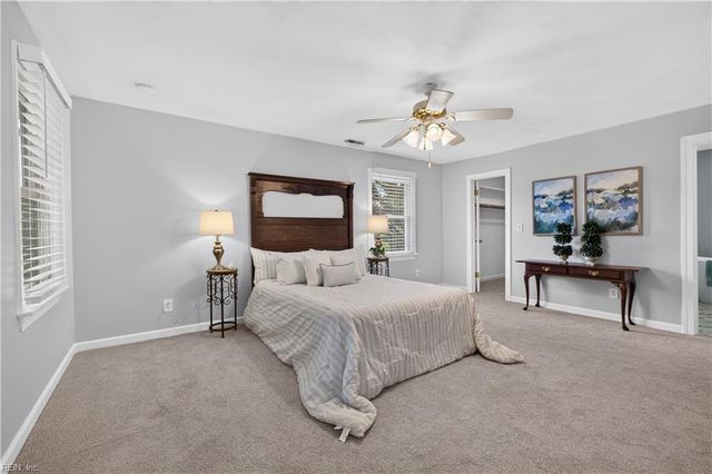 761 Largo DR, Virginia Beach, VA 23464