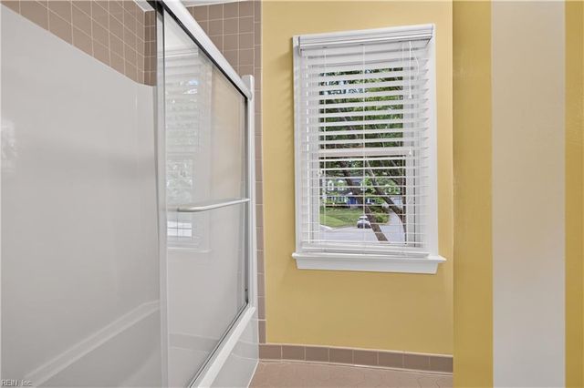 761 Largo DR, Virginia Beach, VA 23464