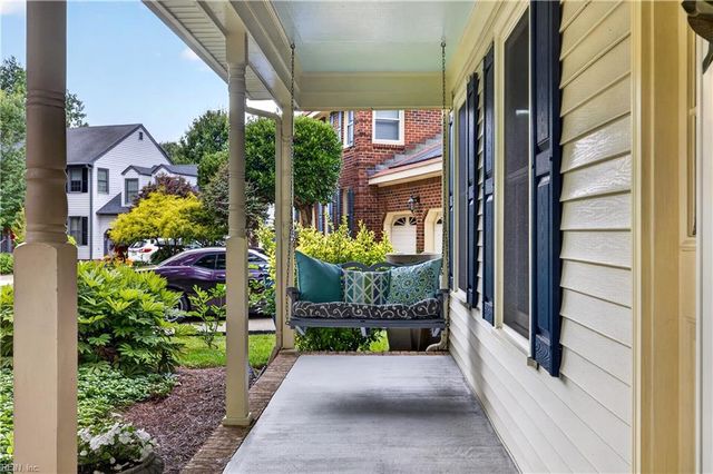 761 Largo DR, Virginia Beach, VA 23464