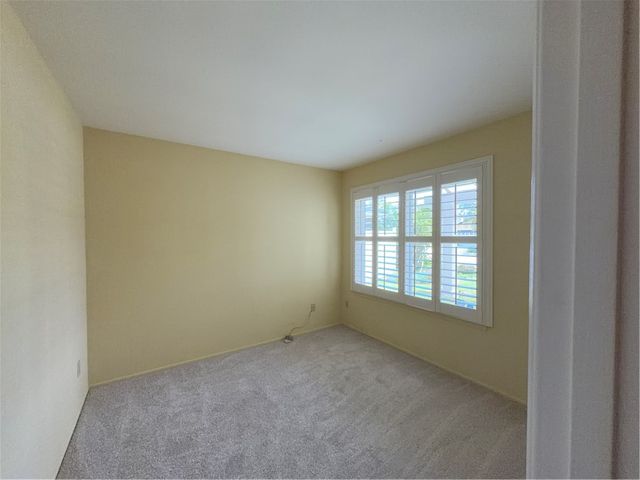 21081 White Horse Ln, Huntington Beach, CA 92646