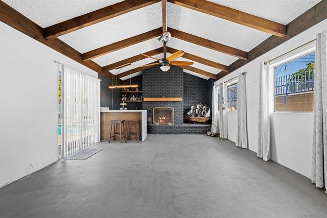 5736 Coke Ave, Lakewood, CA 90712
