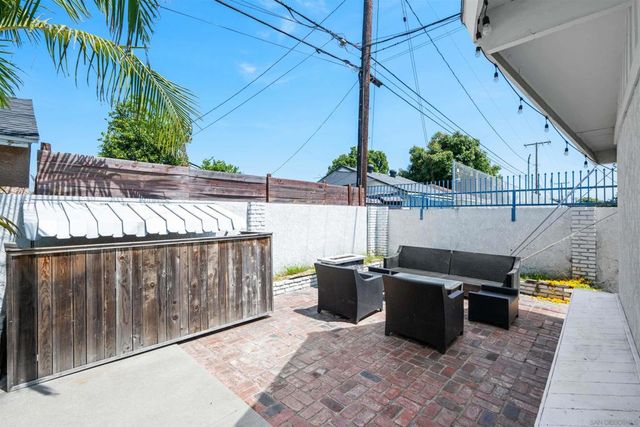 5736 Coke Ave, Lakewood, CA 90712