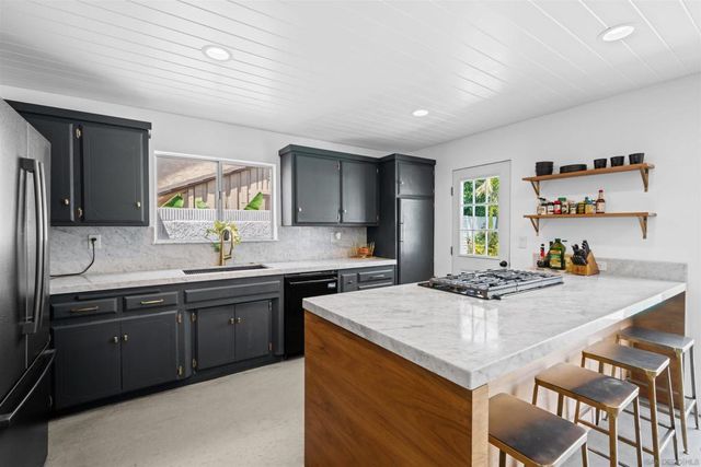 5736 Coke Ave, Lakewood, CA 90712
