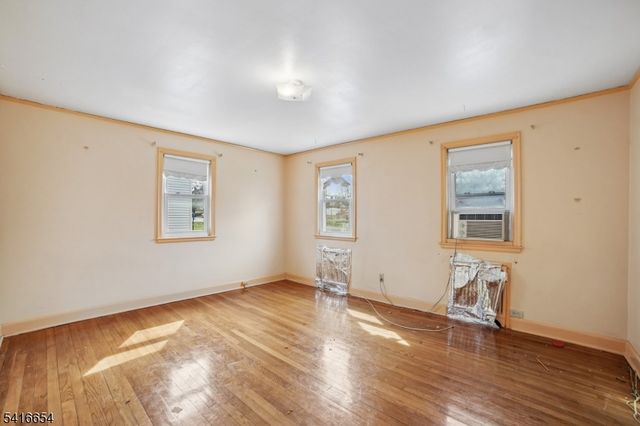 230 Sandford Ave, North Plainfield Boro, NJ 07060