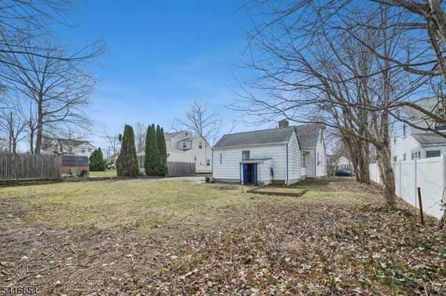 230 Sandford Ave, North Plainfield Boro, NJ 07060