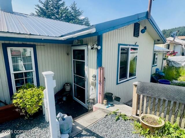 515 Maple Avenue, Kodiak, AK 99615