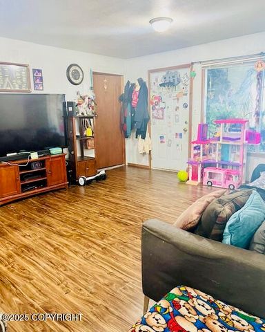 515 Maple Avenue, Kodiak, AK 99615