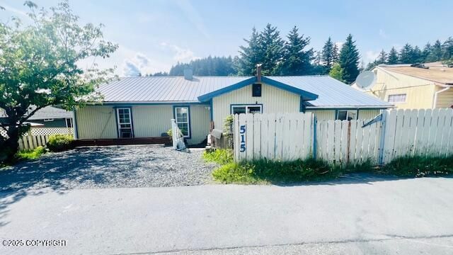 515 Maple Avenue, Kodiak, AK 99615