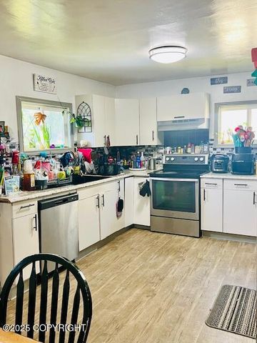 515 Maple Avenue, Kodiak, AK 99615