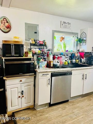515 Maple Avenue, Kodiak, AK 99615