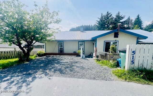 515 Maple Avenue, Kodiak, AK 99615