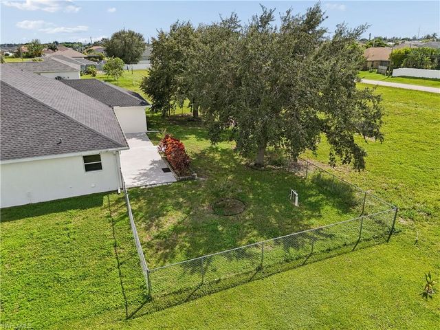 930 NW Juanita PL, Cape Coral, FL 33993