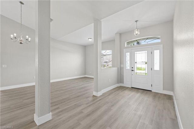 930 NW Juanita PL, Cape Coral, FL 33993