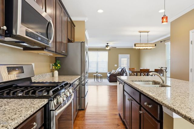 1032 Diamond Dove Lane, Apex, NC 27502