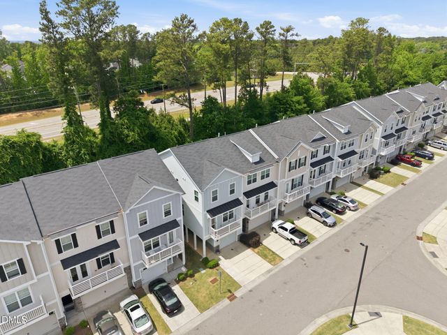 1032 Diamond Dove Lane, Apex, NC 27502