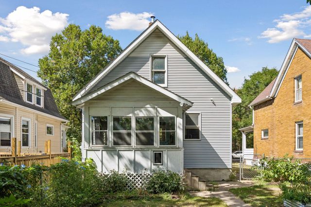 524 Harrison Avenue, Saint Paul, MN 55102