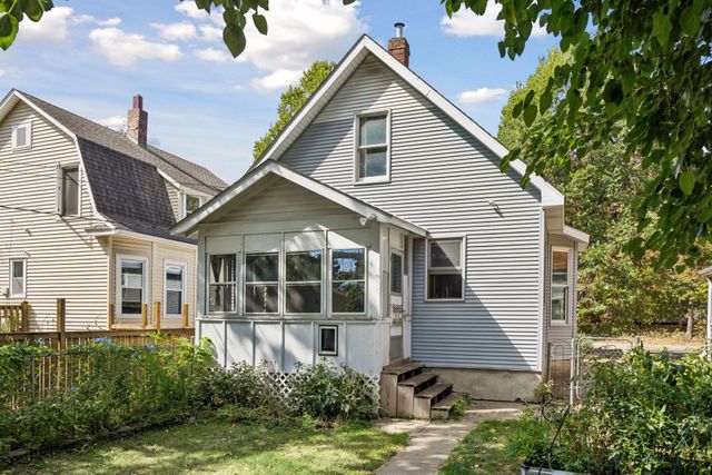 524 Harrison Avenue, Saint Paul, MN 55102