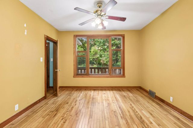 524 Harrison Avenue, Saint Paul, MN 55102