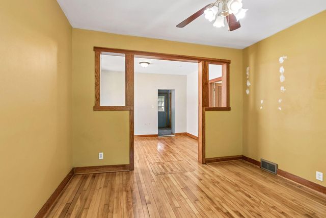524 Harrison Avenue, Saint Paul, MN 55102