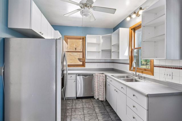524 Harrison Avenue, Saint Paul, MN 55102