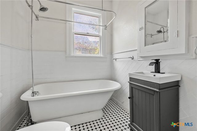 610 N 7th Street, Temple, TX 76501