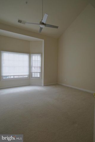 1609 LEEDS CASTLE DR, Vienna, VA 22182