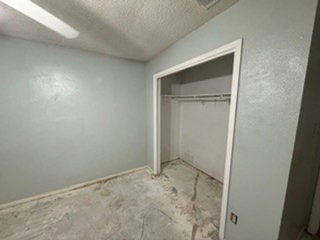 8813 Deerwood Drive, Rowlett, TX 75088