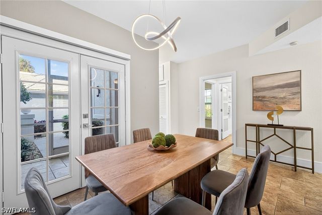 7100 Barrington CIR 101, Naples, FL 34108