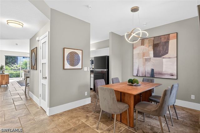 7100 Barrington CIR 101, Naples, FL 34108
