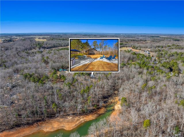 201 Lake Grove Lane, Townville, SC 29689