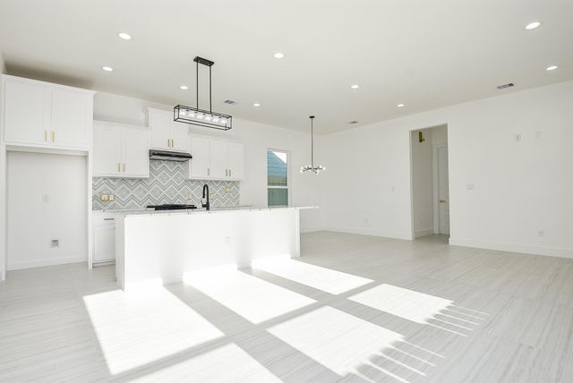 8700 Lanewood Drive, Houston, TX 77016