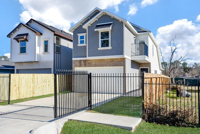 8700 Lanewood Drive, Houston, TX 77016