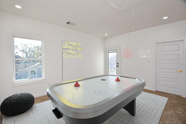 8700 Lanewood Drive, Houston, TX 77016