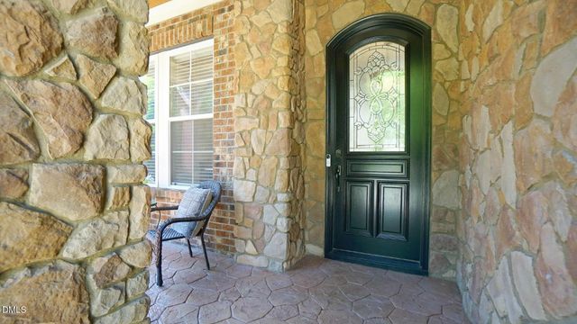 8607 Stonechase Drive, Raleigh, NC 27613