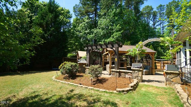 8607 Stonechase Drive, Raleigh, NC 27613