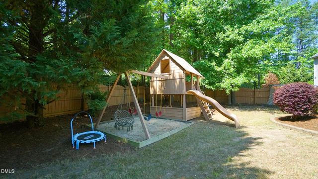 8607 Stonechase Drive, Raleigh, NC 27613