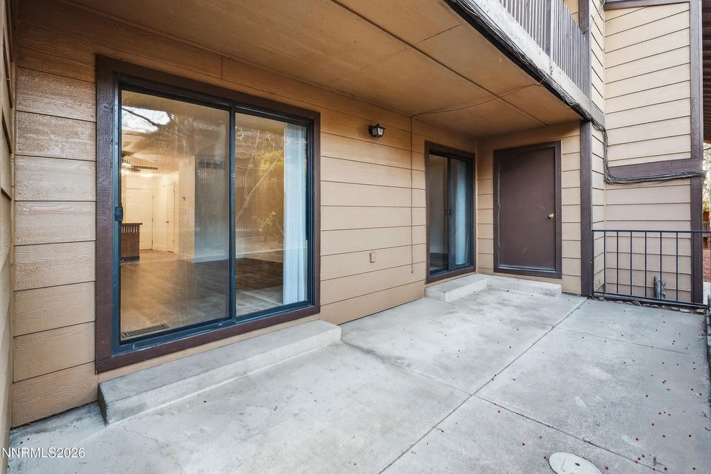 Image 12 of property listing at 2949 Tierra Verde E, Reno, NV 89512