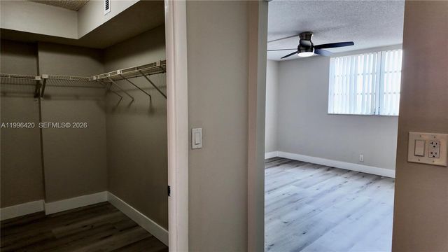 403 NW 68th Ave 517, Plantation, FL 33317