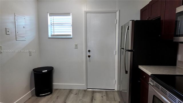 403 NW 68th Ave 517, Plantation, FL 33317