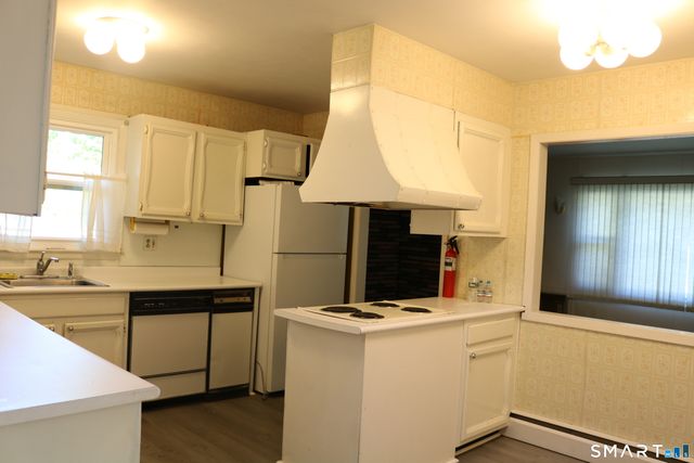 46 Barton Road, Milford, CT 06460
