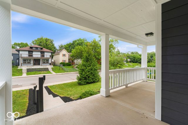2734 Boulevard Place, Indianapolis, IN 46208