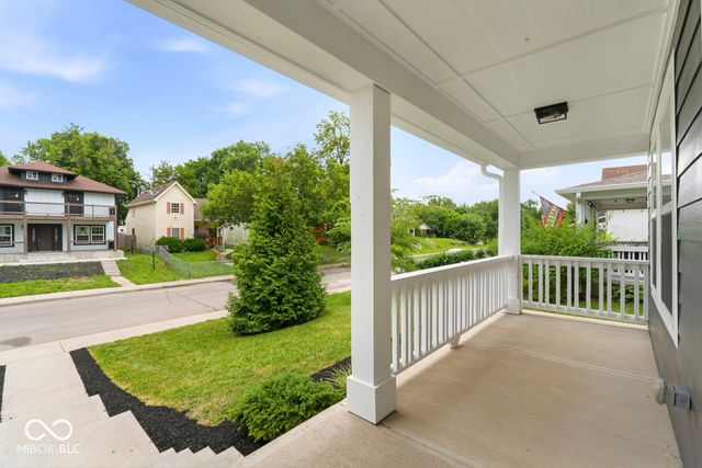 2734 Boulevard Place, Indianapolis, IN 46208