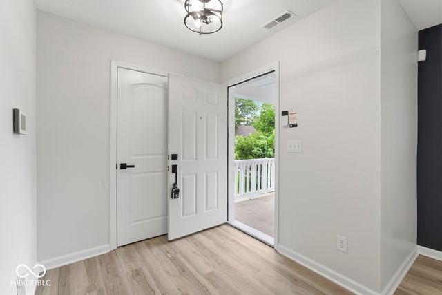 2734 Boulevard Place, Indianapolis, IN 46208