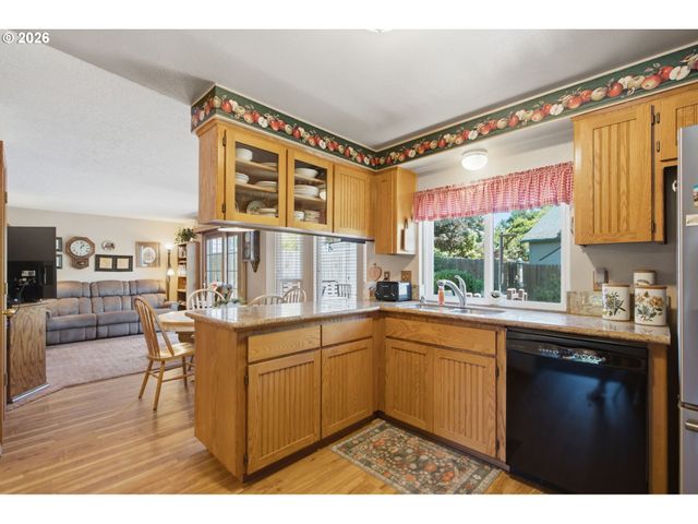 16216 Sw 104TH Ave, Portland, OR 97224