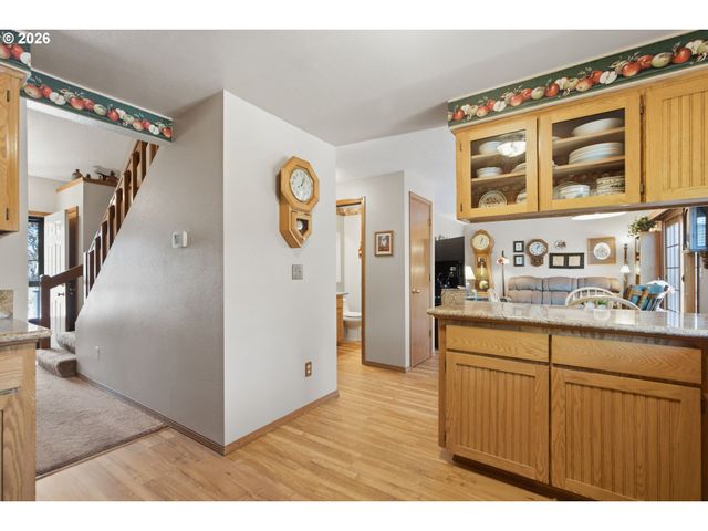 16216 Sw 104TH Ave, Portland, OR 97224