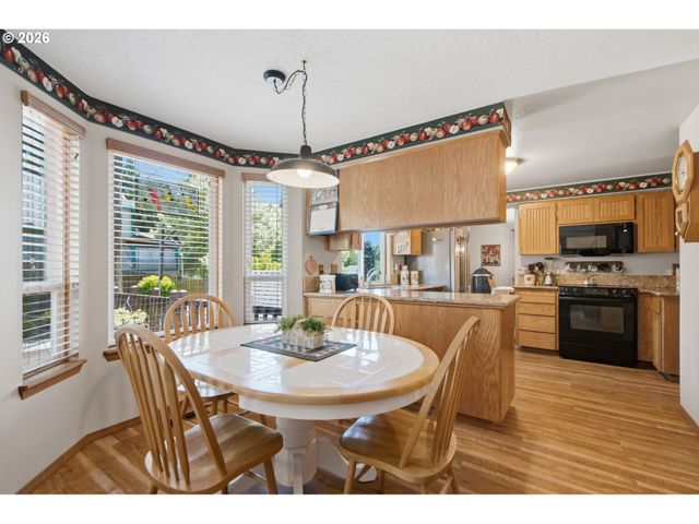 16216 Sw 104TH Ave, Portland, OR 97224