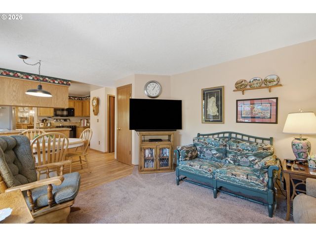 16216 Sw 104TH Ave, Portland, OR 97224