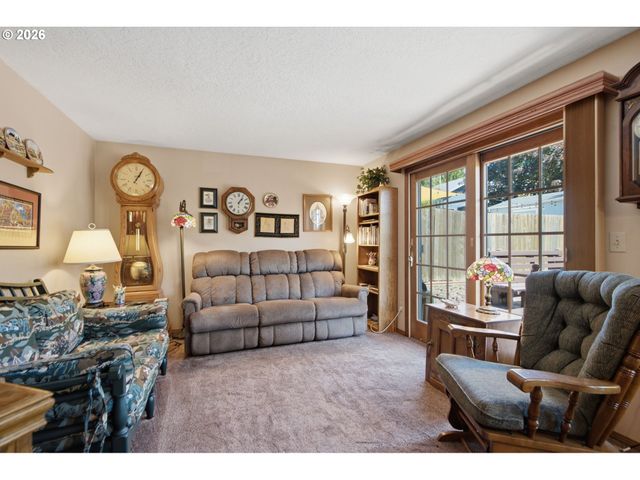 16216 Sw 104TH Ave, Portland, OR 97224